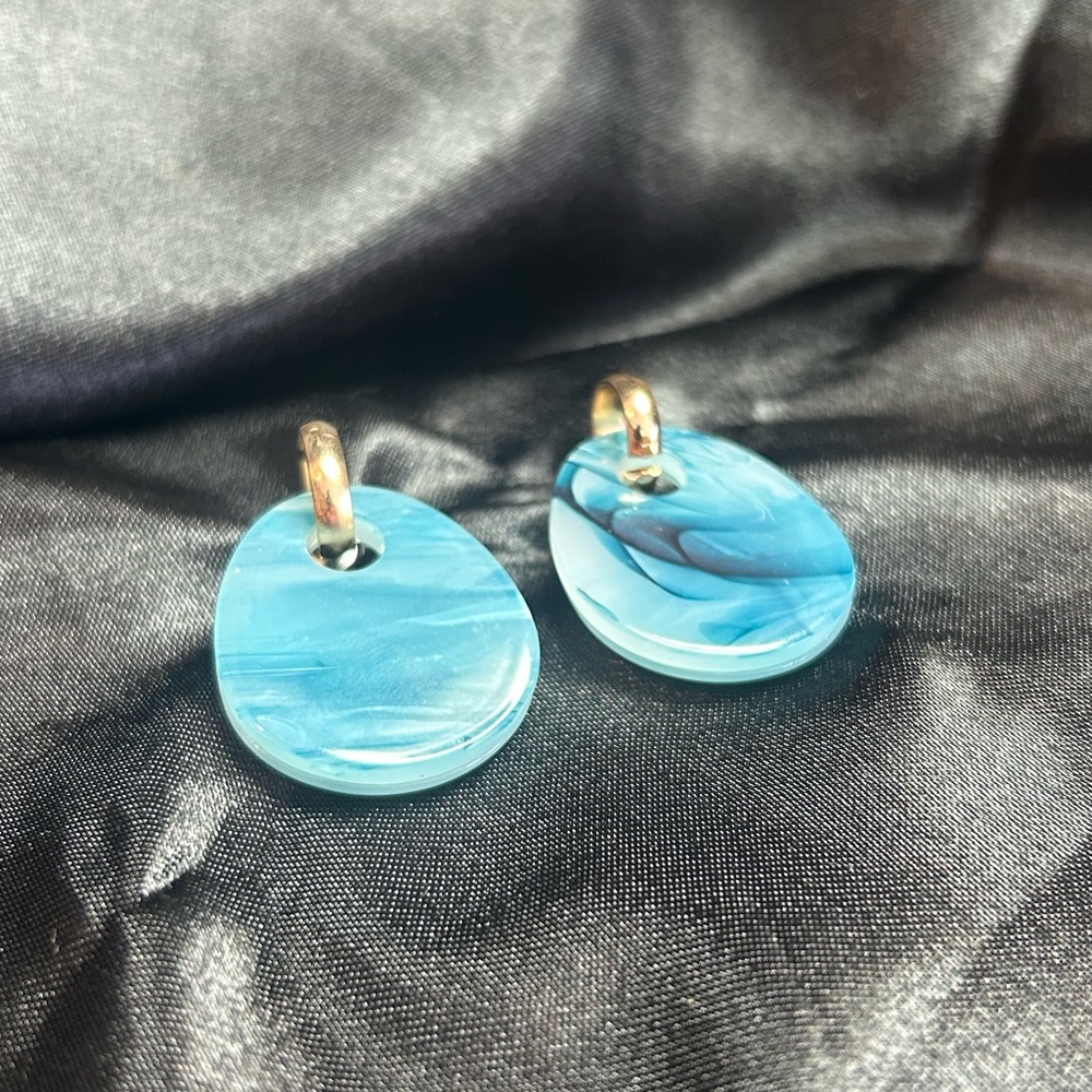 Blue chunky marble earrings oval shaped